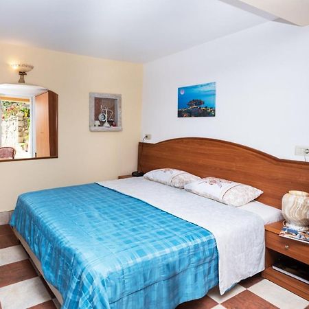 Apartmani Kamena Ruza Budva Kültér fotó