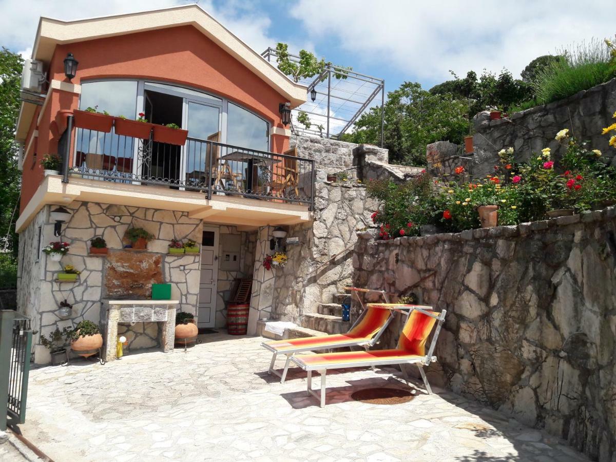 Apartmani Kamena Ruza Budva Kültér fotó